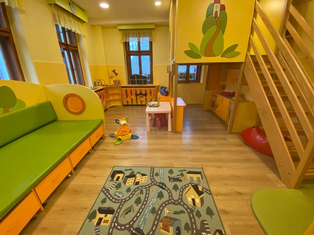Hotel Peklo Pro Rodiny S Detmi Josefuv Dul Exterior foto