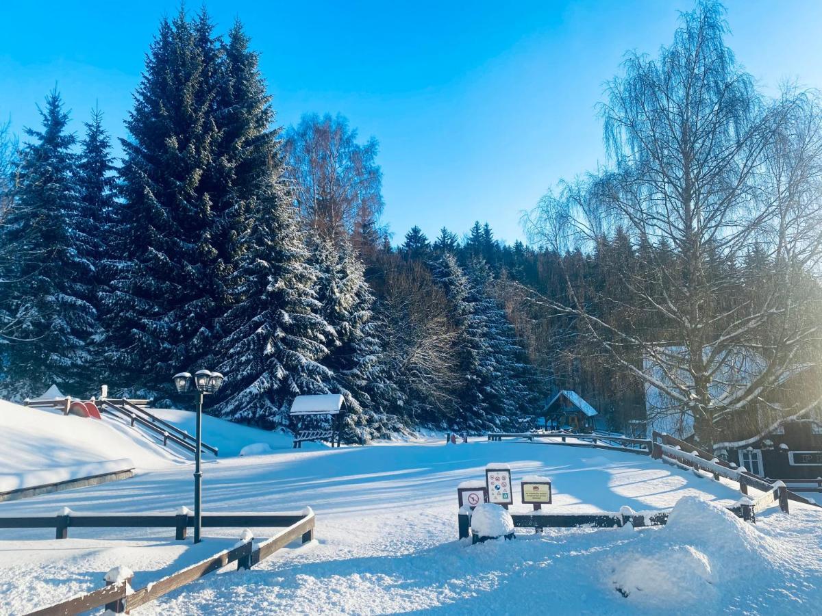 Hotel Peklo Pro Rodiny S Detmi Josefuv Dul Exterior foto